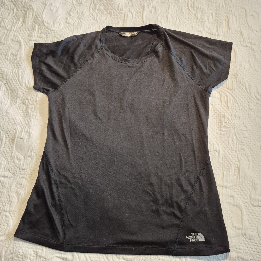 North Face womens large black semi fitted athletic fabric VGUC